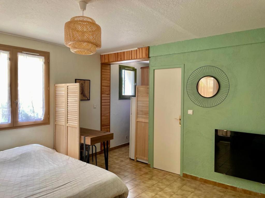 Studio - Greoux Les Bains Bagian luar foto